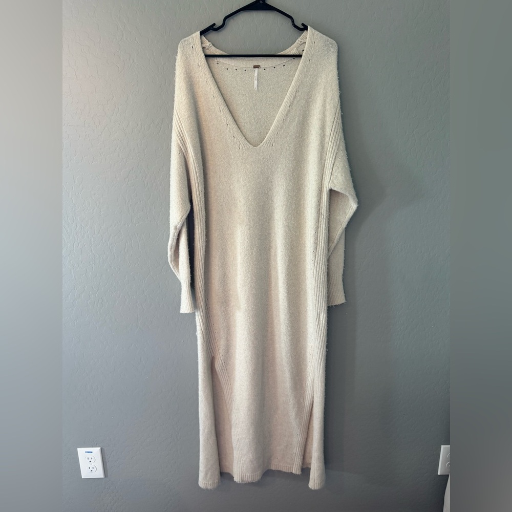 Free People Cream V-Neck Knit Sweater Dress